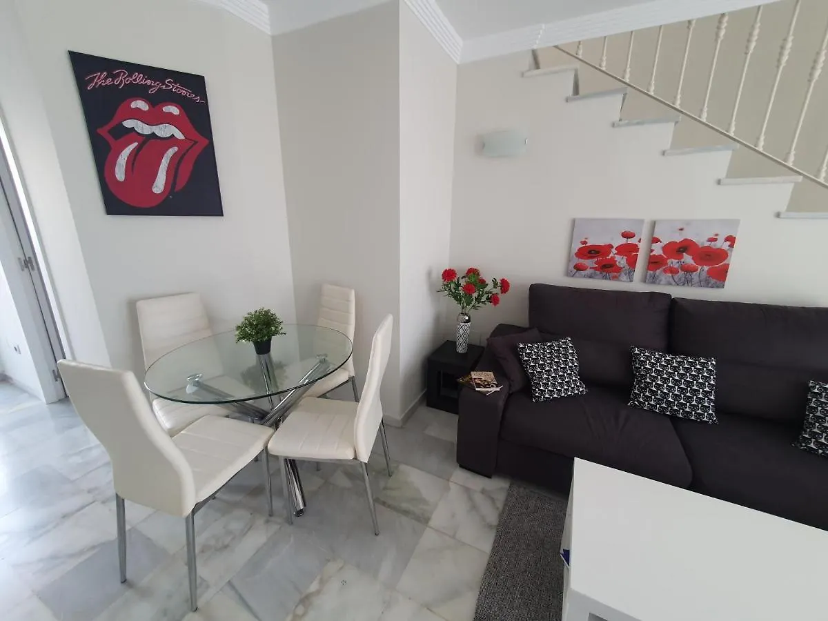 Beautiful House In Elviria, With 2 Bedrooms, 2 Swimming Pools, Sauna, Jacuzzi, Gym, Wifi Μαρμπέλλα Ισπανία