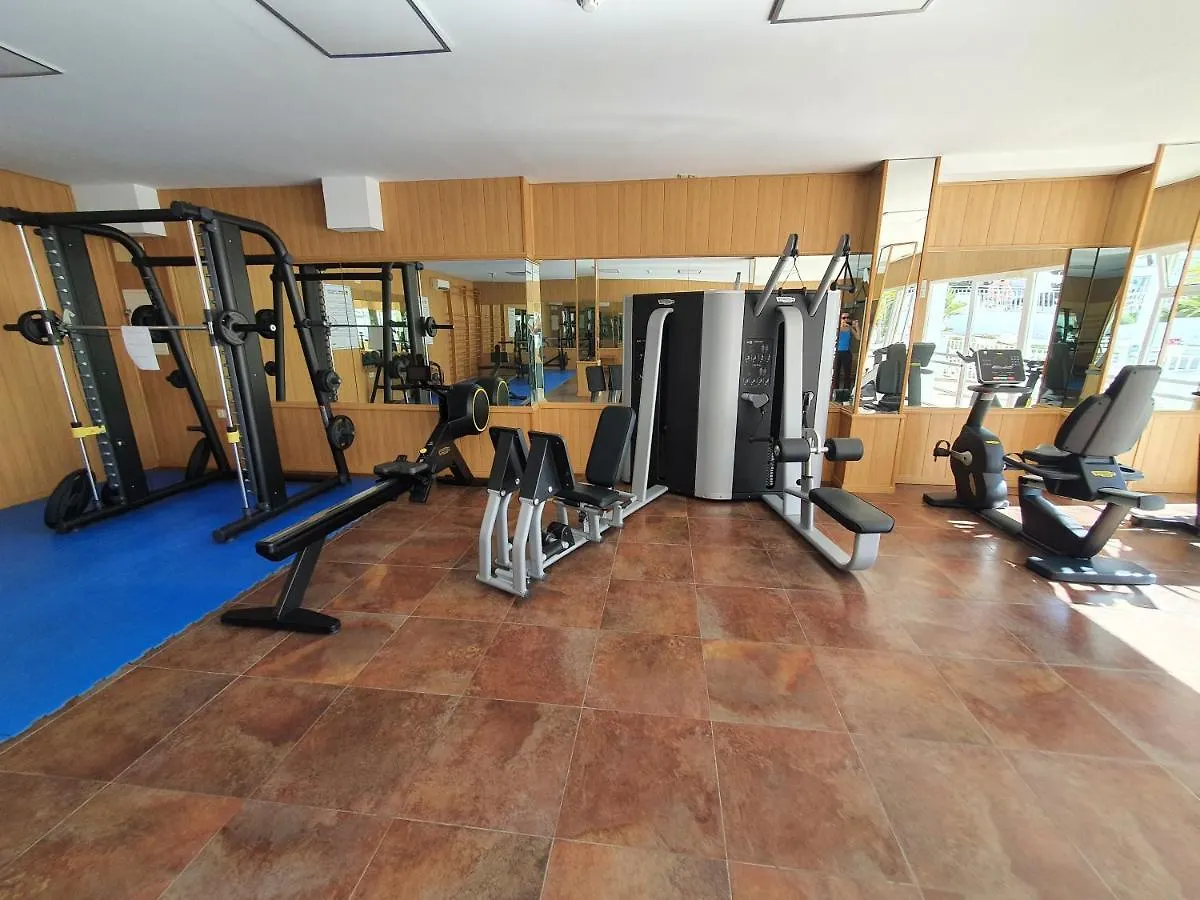 Beautiful House In Elviria, With 2 Bedrooms, 2 Swimming Pools, Sauna, Jacuzzi, Gym, Wifi Μαρμπέλλα