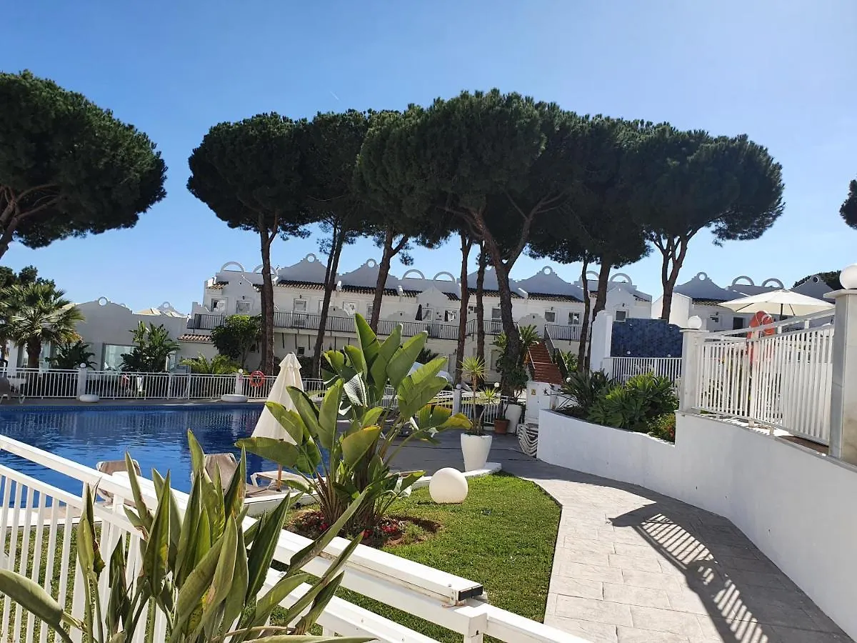 Beautiful House In Elviria, With 2 Bedrooms, 2 Swimming Pools, Sauna, Jacuzzi, Gym, Wifi Μαρμπέλλα 0*,  Ισπανία