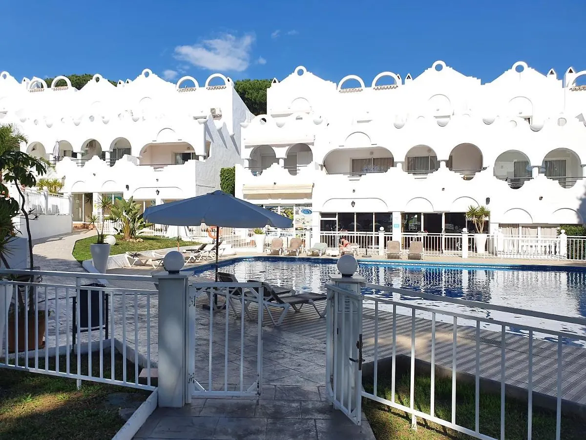 Σπίτι διακοπών Beautiful House In Elviria, With 2 Bedrooms, 2 Swimming Pools, Sauna, Jacuzzi, Gym, Wifi Μαρμπέλλα