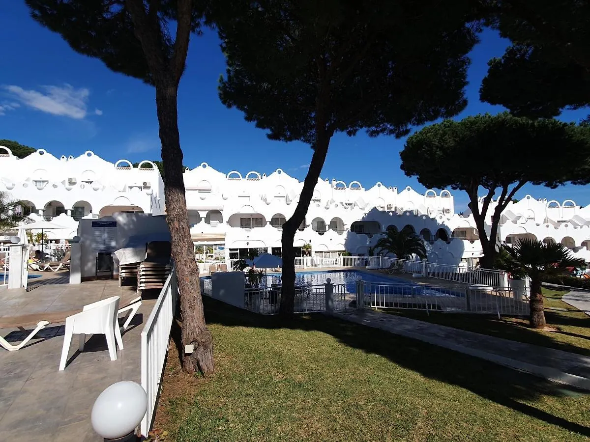 Beautiful House In Elviria, With 2 Bedrooms, 2 Swimming Pools, Sauna, Jacuzzi, Gym, Wifi Μαρμπέλλα 0*,  Ισπανία