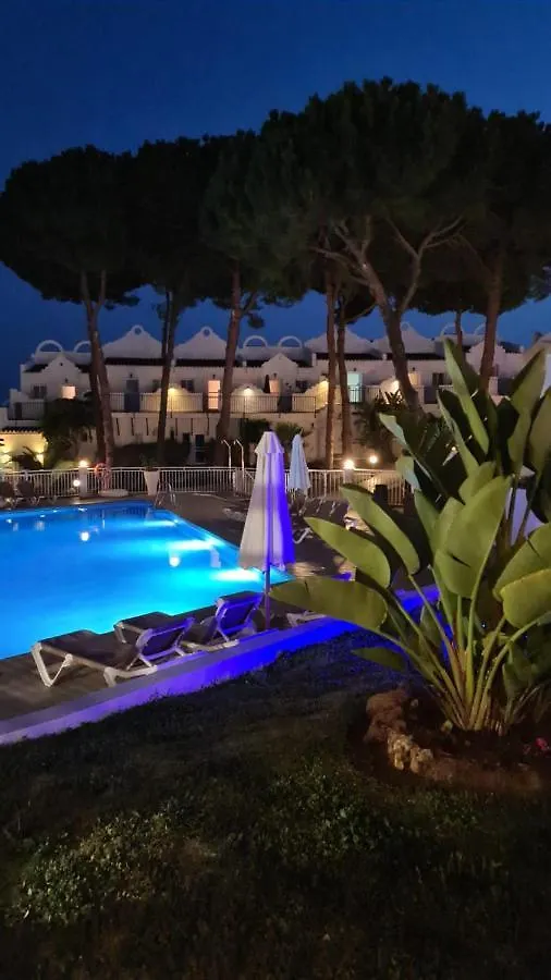 Beautiful House In Elviria, With 2 Bedrooms, 2 Swimming Pools, Sauna, Jacuzzi, Gym, Wifi Μαρμπέλλα