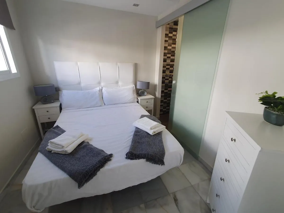 Beautiful House In Elviria, With 2 Bedrooms, 2 Swimming Pools, Sauna, Jacuzzi, Gym, Wifi Marbella Holiday home