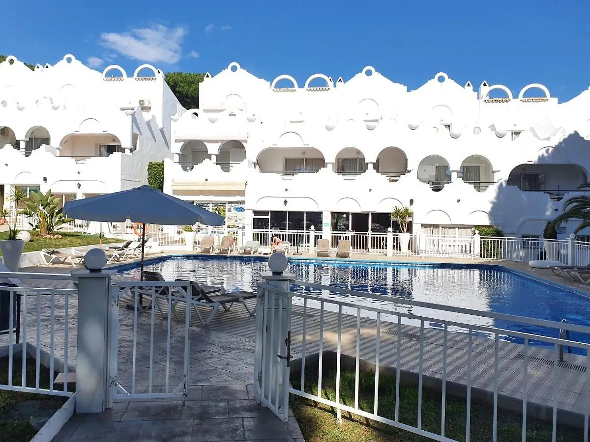 Beautiful House In Elviria, With 2 Bedrooms, 2 Swimming Pools, Sauna, Jacuzzi, Gym, Wifi Marbella