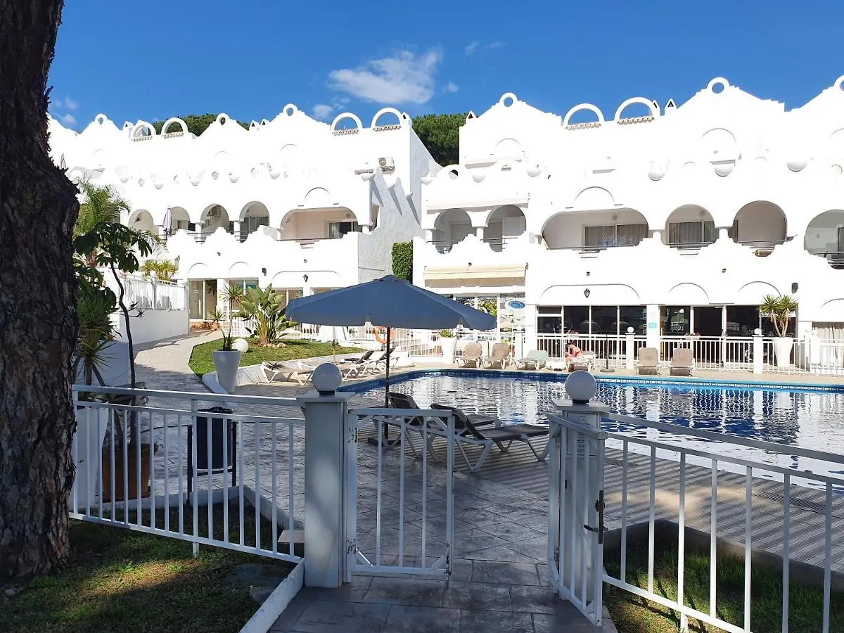 Beautiful House In Elviria, With 2 Bedrooms, 2 Swimming Pools, Sauna, Jacuzzi, Gym, Wifi Marbella